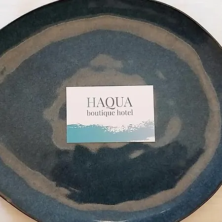 Aqua Boutique *